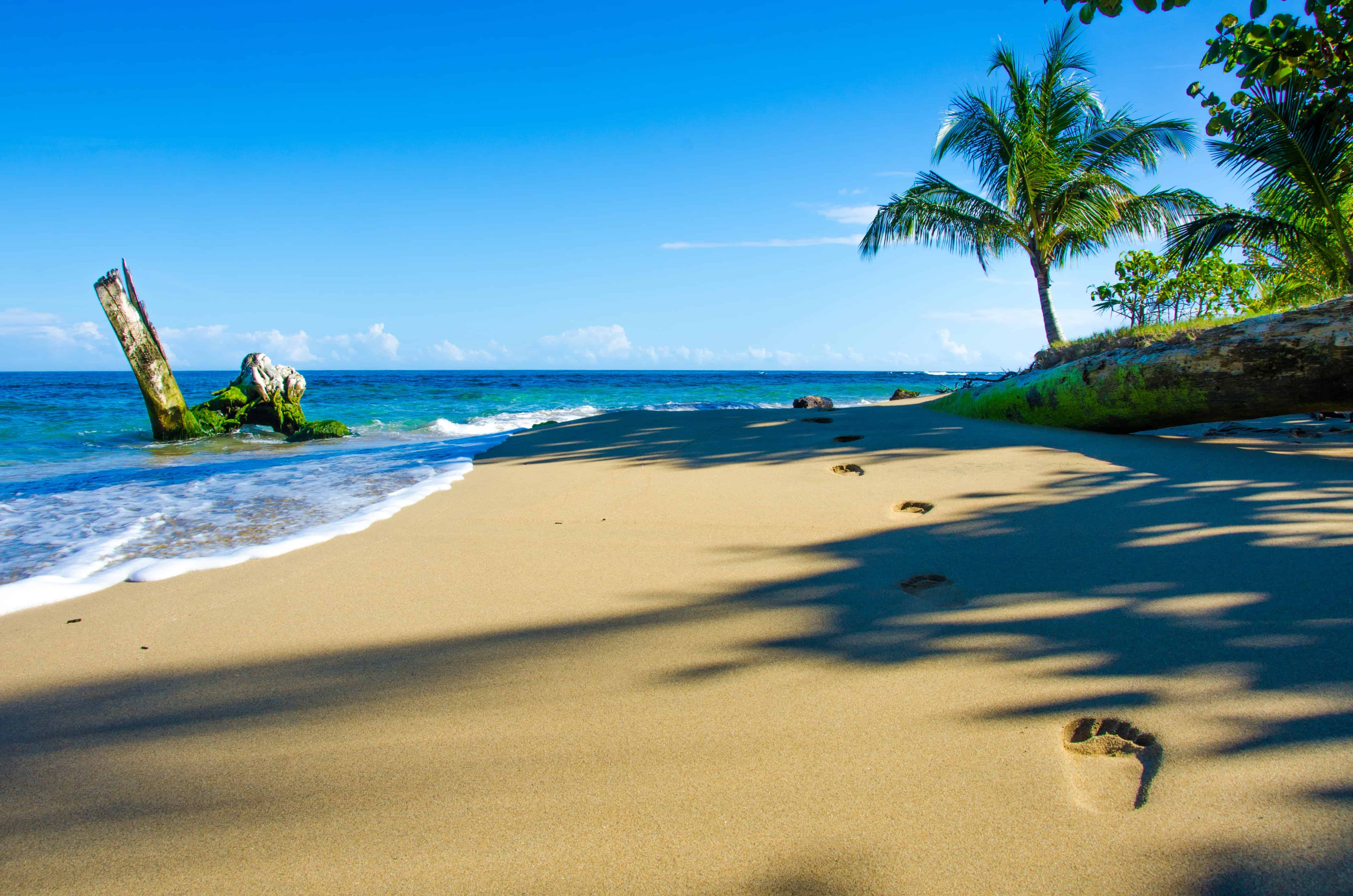 Make a tidy profit, invest in Costa Rica beach front real estate for sale