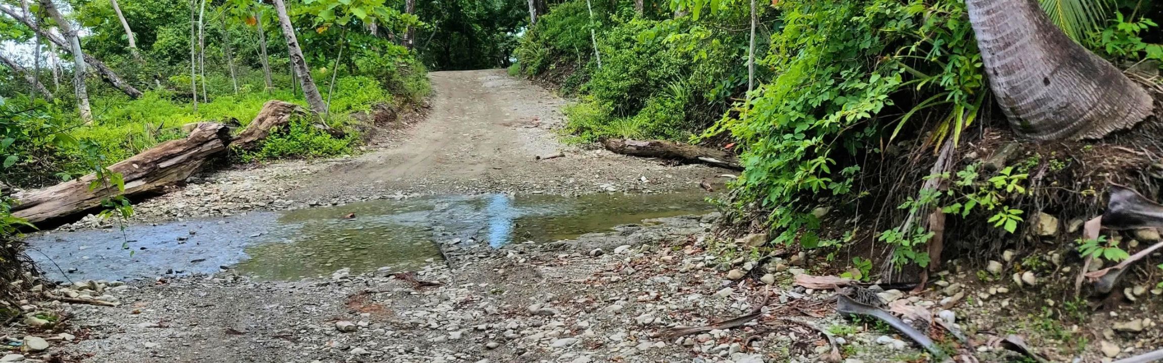 roads around playa coyote costa rica